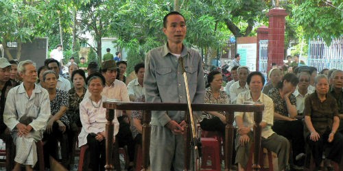 Phiên toà xét xử lưu động vụ án ma tuý tại phường Trại Chuối (quận Hồng Bàng, Hải Phòng)