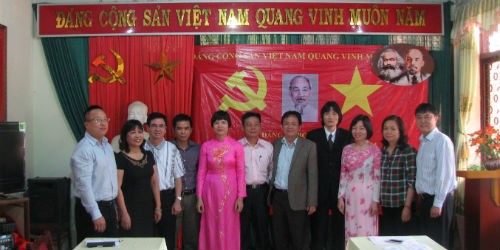 Lễ kết nạp đảng viên được Đảng bộ Báo PLVN tổ chức tại Pắc Bó, Cao Bằng