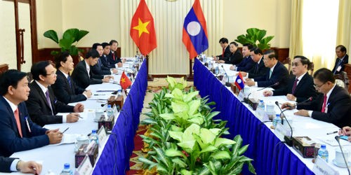 Hội đàm cấp cao giữa hai Chính phủ Việt Nam - Lào