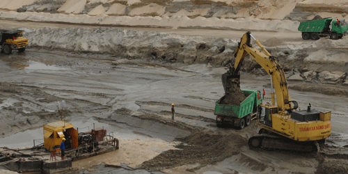 Hòa Phát nói họ mong muốn mỏ sắt Thạch Khê… nhanh chóng đưa vào khai thác để giúp hạn chế nhập siêu, giảm nhu cầu ngoại tệ phục vụ nhập khẩu nguyên liệu