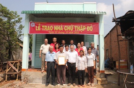 Vedan Việt Nam tặng 2 căn nhà chữ thập đỏ