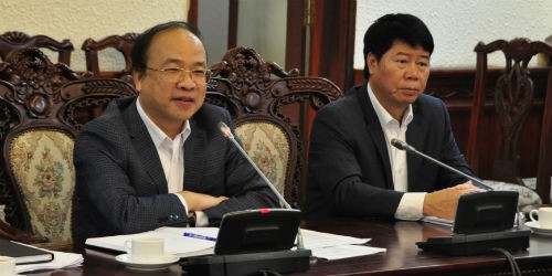 Thứ trưởng Phan Chí Hiếu và Thứ trưởng Bùi Văn Nam tại cuộc họp