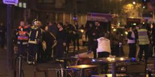 Hiện trường vụ khủng bố kinh hoàng tại Pháp tối 13/11