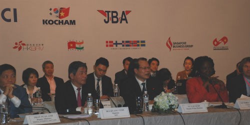Các đại biểu dự diễn đàn doanh nghiệp Việt Nam