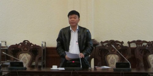 Thứ trưởng Bộ Tư pháp Lê Thành Long phát biểu tại cuộc họp