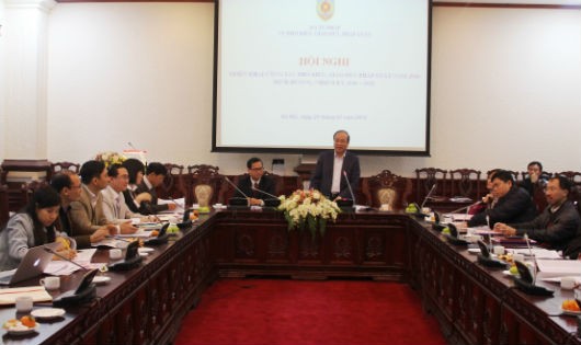 Thứ trưởng Phan Chí Hiếu phát biểu chỉ đạo Hội nghị triển khai công tác của Vụ Phổ biến giáo dục pháp luật