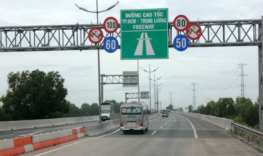 Dự án này sẽ được hỗ trợ bằng quyền thu phí đường cao tốc TP Hồ Chí Minh – Trung Lương