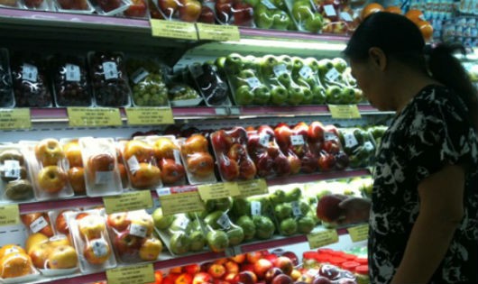Người tiêu dùng hoang mang trước ma trận về giá và chất lượng của hoa quả nhập ngoại