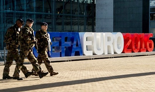 Châu Âu đang cảnh giác khủng bố.