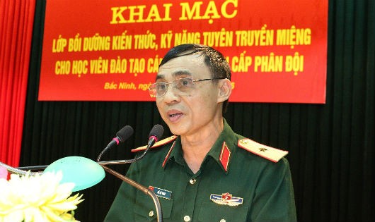 Thiếu tướng Hồ Bá Vinh - Phó Cục trưởng Cục Tuyên huấn - khai mạc Lớp bồi dưỡng