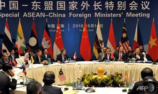 Các Ngoại trưởng ASEAN – Trung Quốc tại cuộc họp