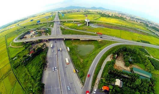 Nhiều công trình giao thông của Việt Nam được thực hiện từ vốn vay của ADB