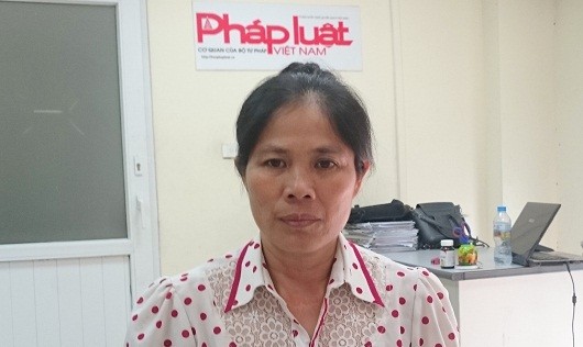 Bà Đỗ Thị Thái trình bày sự việc với phóng viên