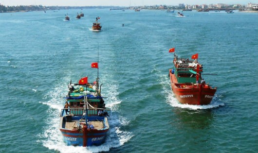 Tàu cá của ngư dân Bảo Ninh (Quảng Bình) ra khơi
