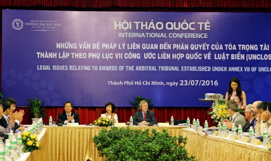 Phán quyết lịch sử 12/7 và ứng xử của Việt Nam