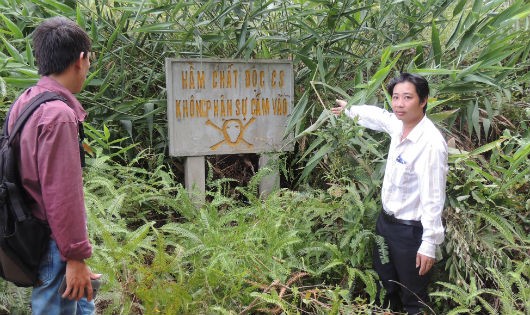 Hầm chứa chất độc CS được lấy từ hồ Khe Lời về chôn tại đây, cách thôn 6 xã Thủy Phù khoảng 2km về phía tây