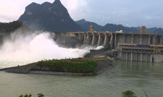 Thủy điện Tuyên Quang là 1 trong 8 hồ chứa cần được đảm bảo an toàn khi bão số 3 đổ bộ vào đất liền