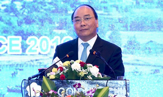 Thủ tướng mong Ninh Thuận càng khó khăn thì càng phải vươn lên, nổi bật hơn trong mắt cộng đồng DN, các nhà đầu tư tiềm năng về cơ hội đầu tư, thuận lợi trong môi trường, ưu đãi đầu tư