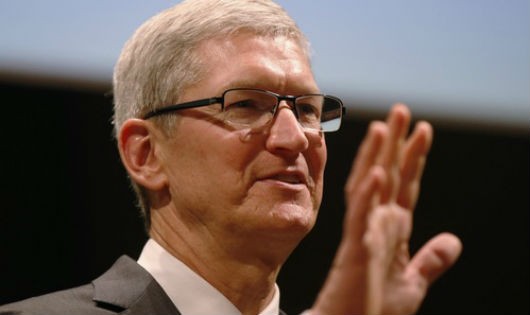 Giám đốc điều hành hãng công nghệ Apple, ông Tim Cook. Có tin đồn rằng Apple đang lên kế hoạch nâng cấp đặc biệt đối với iPhone để kỷ niệm sinh nhật lần thứ 10 của sản phẩm này vào năm 2017 - Ảnh: AP/BI