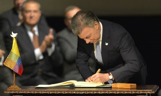 Colombia ký hiệp định hòa bình lịch sử kết thúc nội chiến