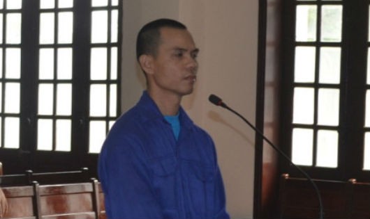 Bị cáo Lê Minh Quang tại tòa. Ảnh NLĐ