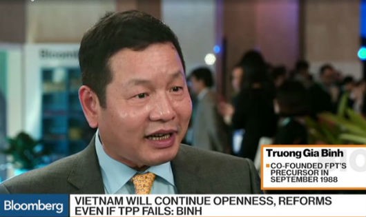 Chủ tịch FPT Trương Gia Bình trả lời phỏng vấn của Bloomberg. (Nguồn: Bloomberg)