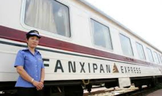 Đường sắt phải nâng cao chất lượng toa xe, hậu cần điểm đầu - cuối để “hút” khách du lịch tuyến Hà Nội - Lào Cai