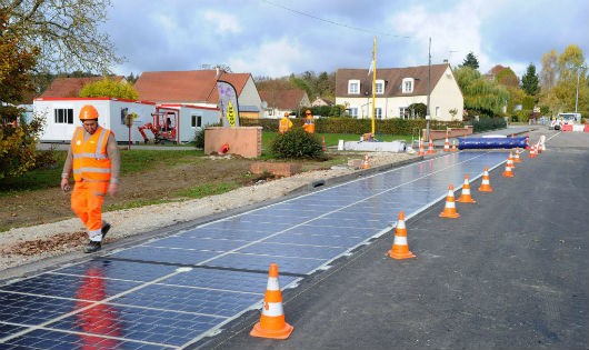 Năm 2016, điện mặt trời đã trở thành nguồn điện mới rẻ nhất và đã có “Đường năng lượng mặt trời Wattway” tại Tourouvre (Pháp)
