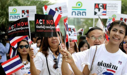 Một cuộc tuần hành chống tham nhũng tại Thái Lan Ảnh: CHIANGRAI TIMES