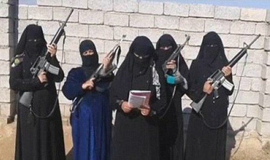 Phụ nữ tham gia IS trở thành thánh chiến đánh bom liều chết