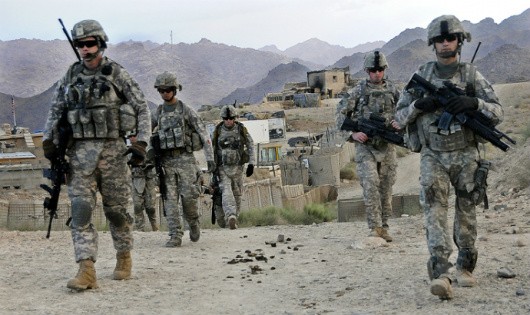 Quân đội Mỹ  hiện có khoảng 1,3 triệu binh sĩ, gần 1.000 căn cứ quân sự trên toàn thế giới với ngân sách quốc phòng hàng năm hơn 600 tỷ USD