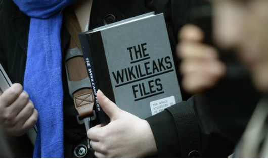 Tiết lộ sốc của WikiLeaks: Điện thoại thông minh thành… công cụ do thám