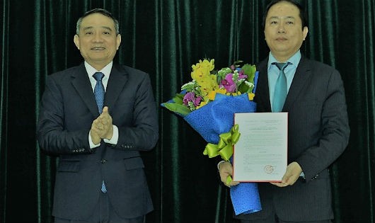 Bộ trưởng GTVT Trương Quang Nghĩa trao Quyết định bổ nhiệm Chủ tịch HĐTV Tổng công ty ĐSVN cho ông Vũ Anh Minh