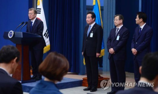 Tân Tổng thống Hàn Quốc tại cuộc họp báo đầu tiên sau khi nhậm chức