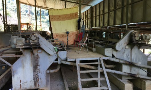 Khung cảnh hoang phế tại cơ sở sản xuất của Cty Khoáng sản Hà Nội – Điện Biên