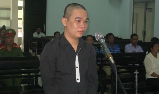 Bị cáo Nguyễn Trần Khắc Toản tại tòa