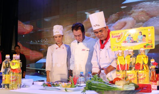 Nguồn thực phẩm sạch được Martin Yan  chọn để trổ tài nấu nướng