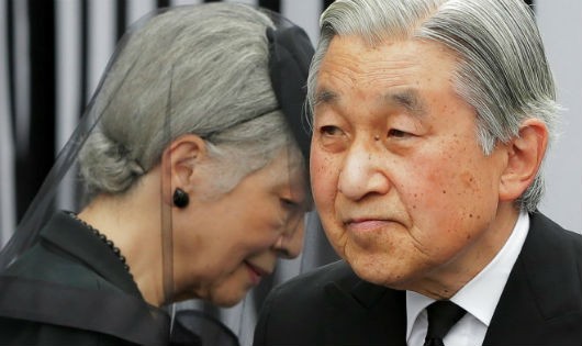 Nhật hoàng Akihito và Hoàng hậu Michiko - Ảnh: Reuters