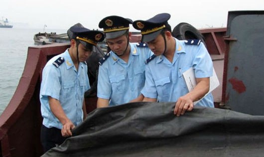 Hải quan Quảng Ninh bắt một vụ vận chuyển buôn lậu