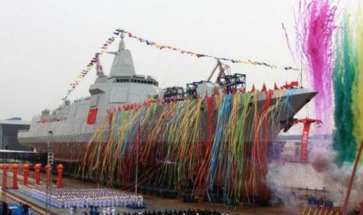 Chiến hạm mới được hạ thủy của Trung Quốc. Ảnh: Reuters