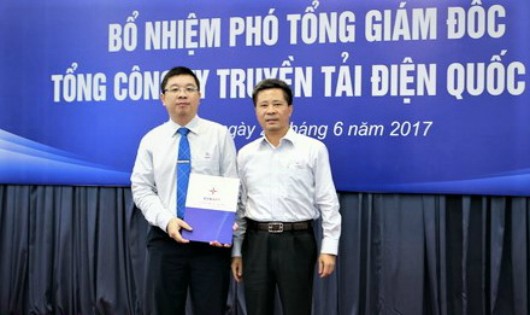 Ông Phạm Lê Phú (trái) được thăng chức Phó Tổng Giám đốc EVNNPT từ 1/7