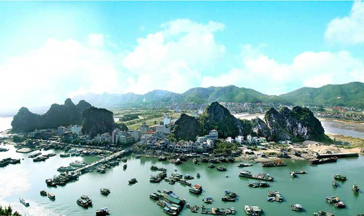 Huyện đảo Vân Đồn, tỉnh Quảng Ninh. Ảnh: halong.gov.vn