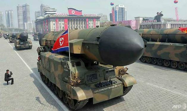 Tên lửa Triều Tiên tại một cuộc diễu hành