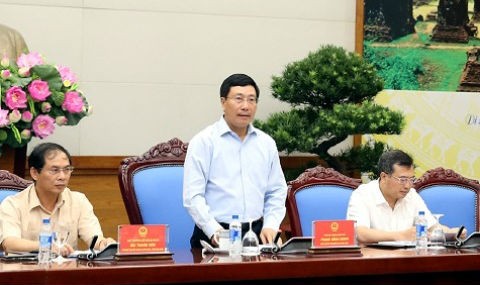 Phó Thủ tướng Chính phủ, Chủ tịch Ủy ban Quốc gia APEC 2017 Phạm Bình Minh chủ trì phiên họp