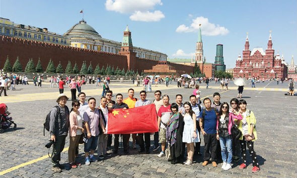 Khách du lịch Trung Quốc trong tour “du lịch đỏ” ở Nga