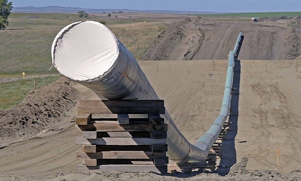 Đường ống dẫn dầu Keystone XL giữa Canada và Mỹ dài 1.900 km