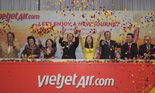 Vietjet mở đường bay Đà lạt - Bangkok đón lễ hội hoa quốc tế 2017