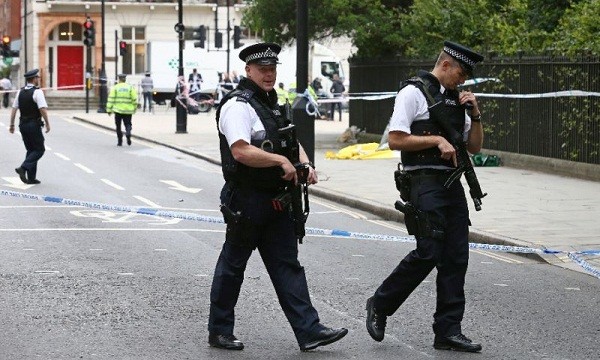 Cảnh sát London đang đề nghị người dân hỗ trợ giải quyết vấn nạn tấn công bằng axit