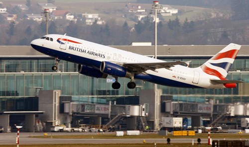 Một chiếc máy bay của hãng hàng không British Airways. Ảnh: Reuters