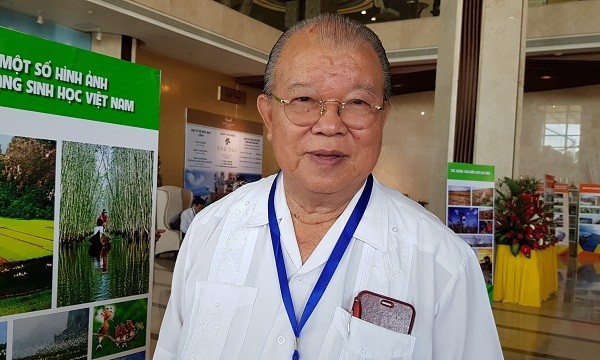 GS Xuân cho rằng cần tìm ra các giống lúa chịu được độ mặn cũng là cách làm “nông nghiệp 4.0 kiểu Việt Nam”